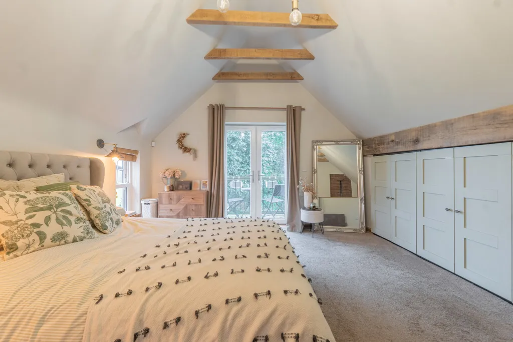Stonnall Road, Aldridge, photo 11