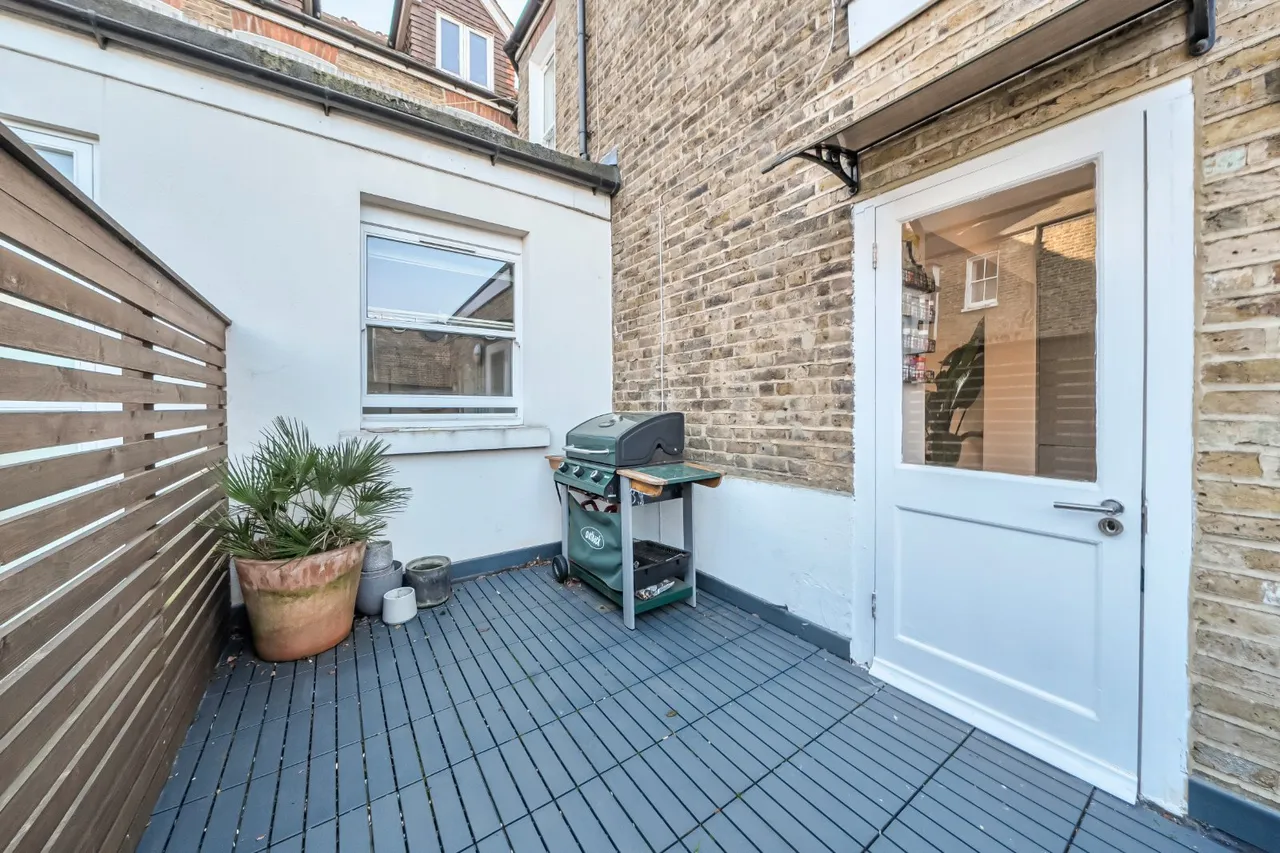Wavertree Road, Streatham Hill, London, SW2, photo 10