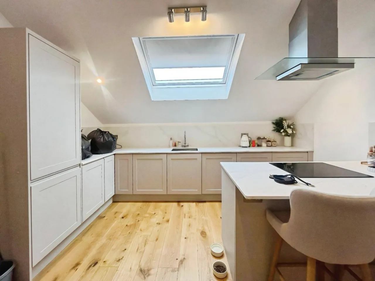 2 bed flat to rent — 6, Cumberland Park, London