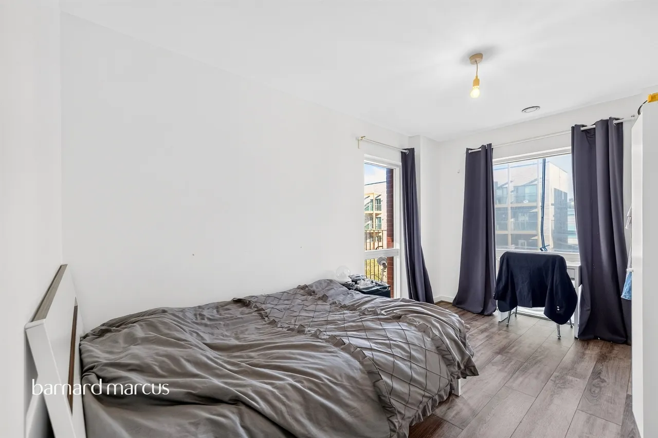 Lismore Boulevard, London, NW9, photo 17