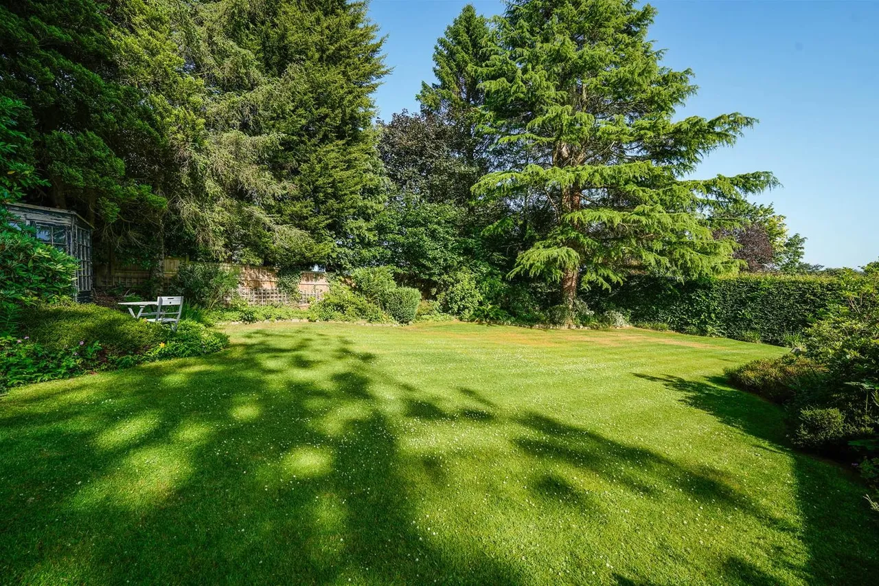 Pinehurst, Prestbury, Macclesfield, photo 12
