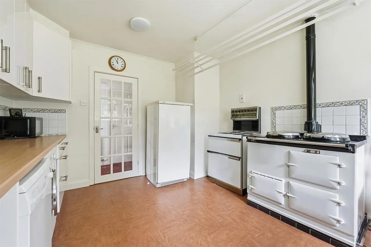 Pinehurst, Prestbury, Macclesfield, photo 6