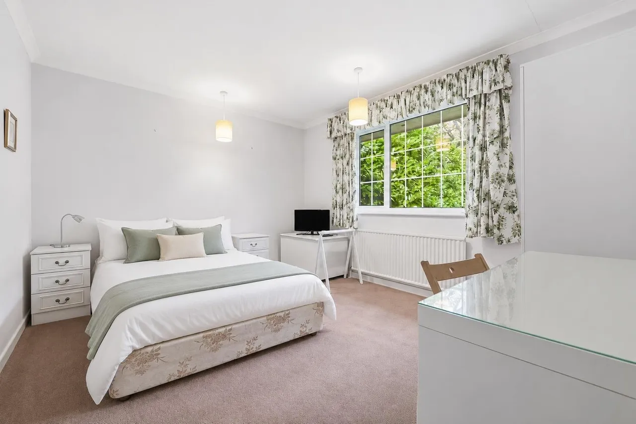 Pinehurst, Prestbury, Macclesfield, photo 10