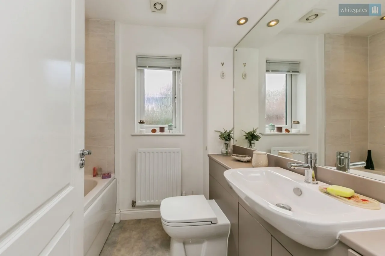 Cubitt Close, Willaston, CW5, photo 14
