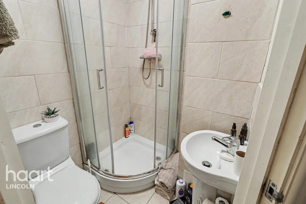West Parade, Lincoln, LN1, photo 9