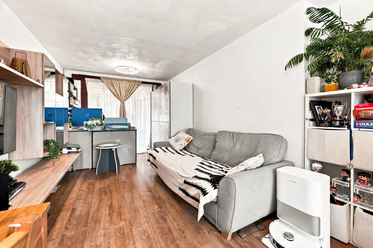 Sycamore Road, Houghton Regis, Dunstable, Dunstable, LU5 5NQ, photo 8