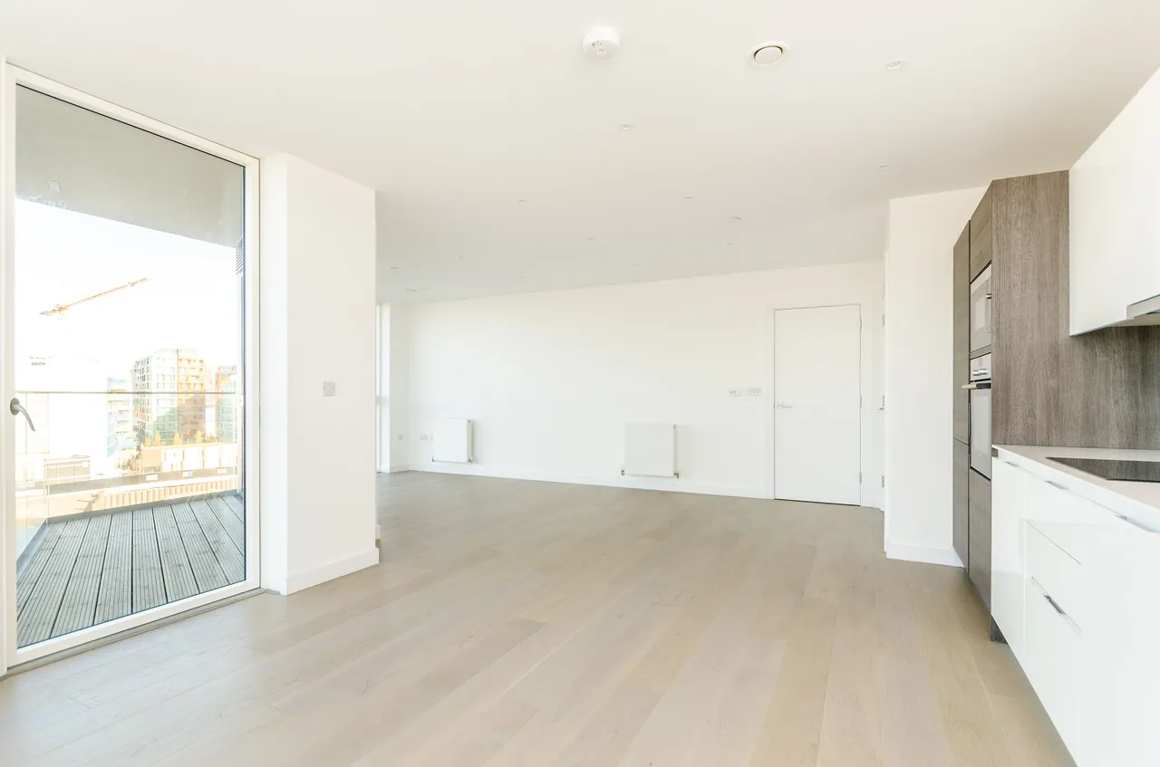 Flat 42, Wyndham Apartments, 60 River Gardens Walk, London, photo 5