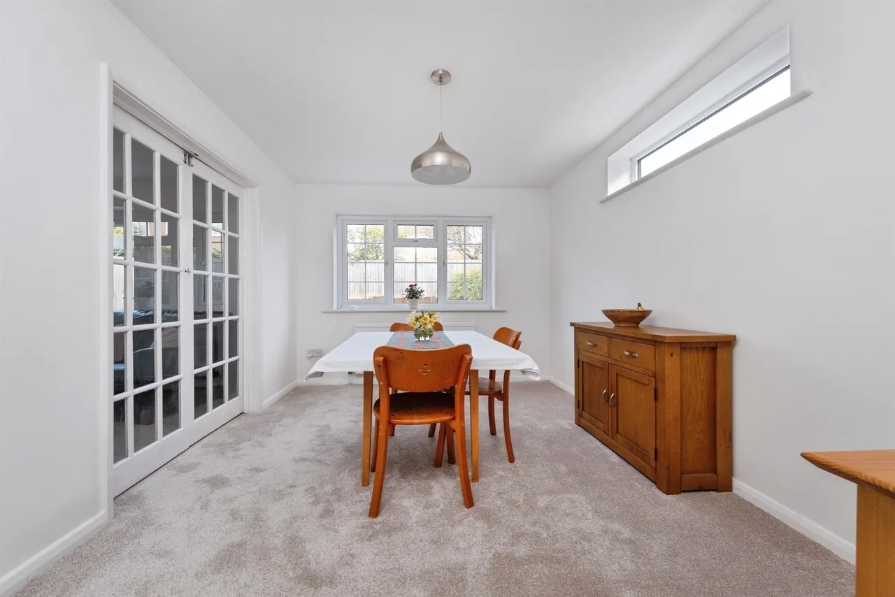 Busby Close, Buckingham, MK18, photo 7