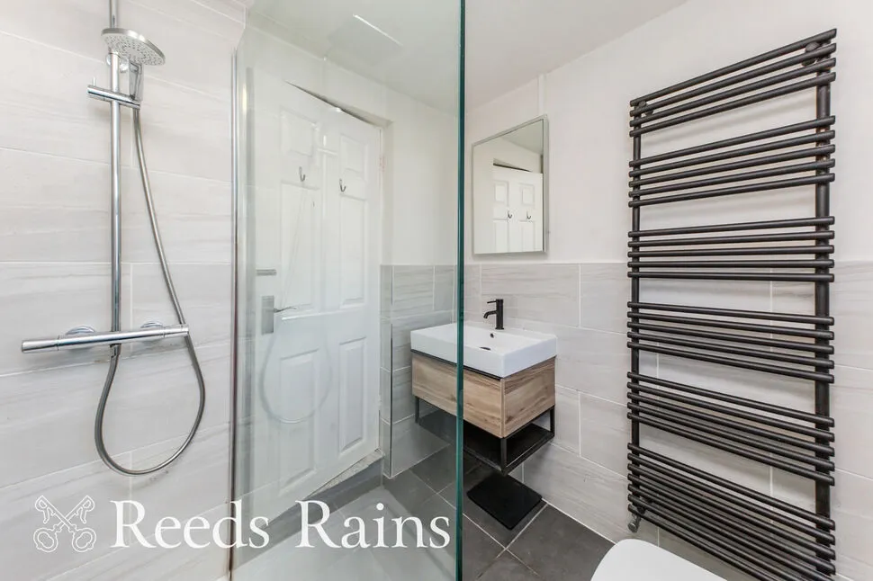 Hollins Road, Macclesfield, Cheshire, SK11, photo 5