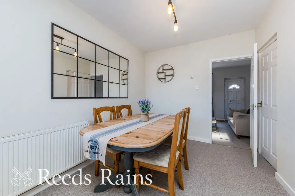 Hollins Road, Macclesfield, Cheshire, SK11, photo 4