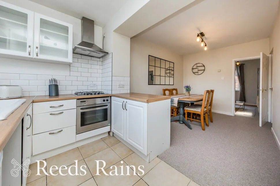 Hollins Road, Macclesfield, Cheshire, SK11, photo 6