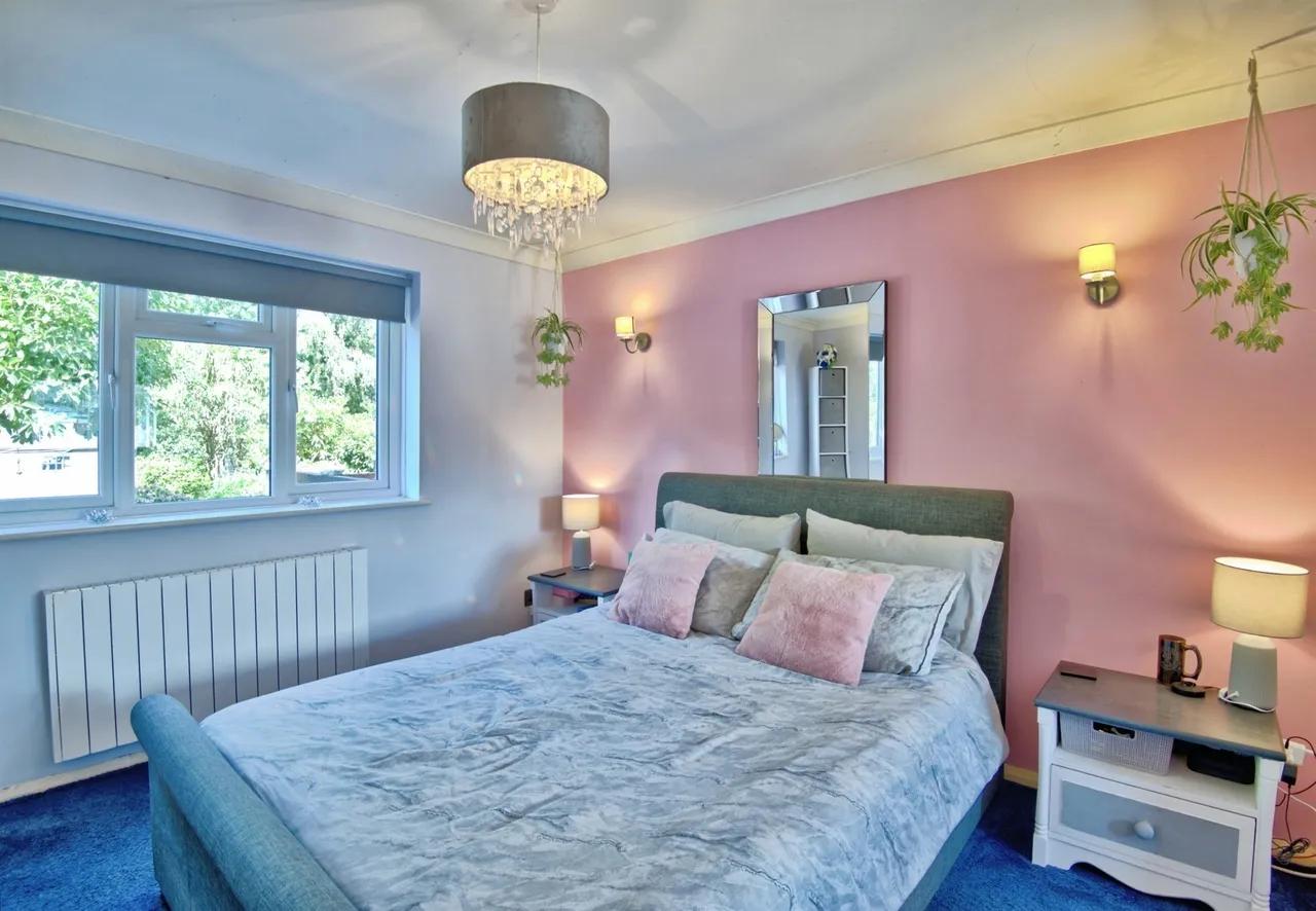Heather Close, Layer-De-La-Haye, CO2, photo 11