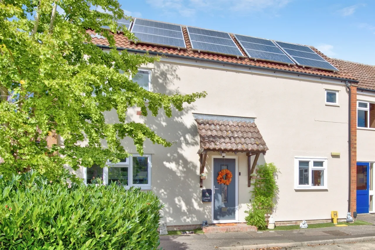 1 bed house for sale, Heather Close, Layer-De-La-Haye, CO2