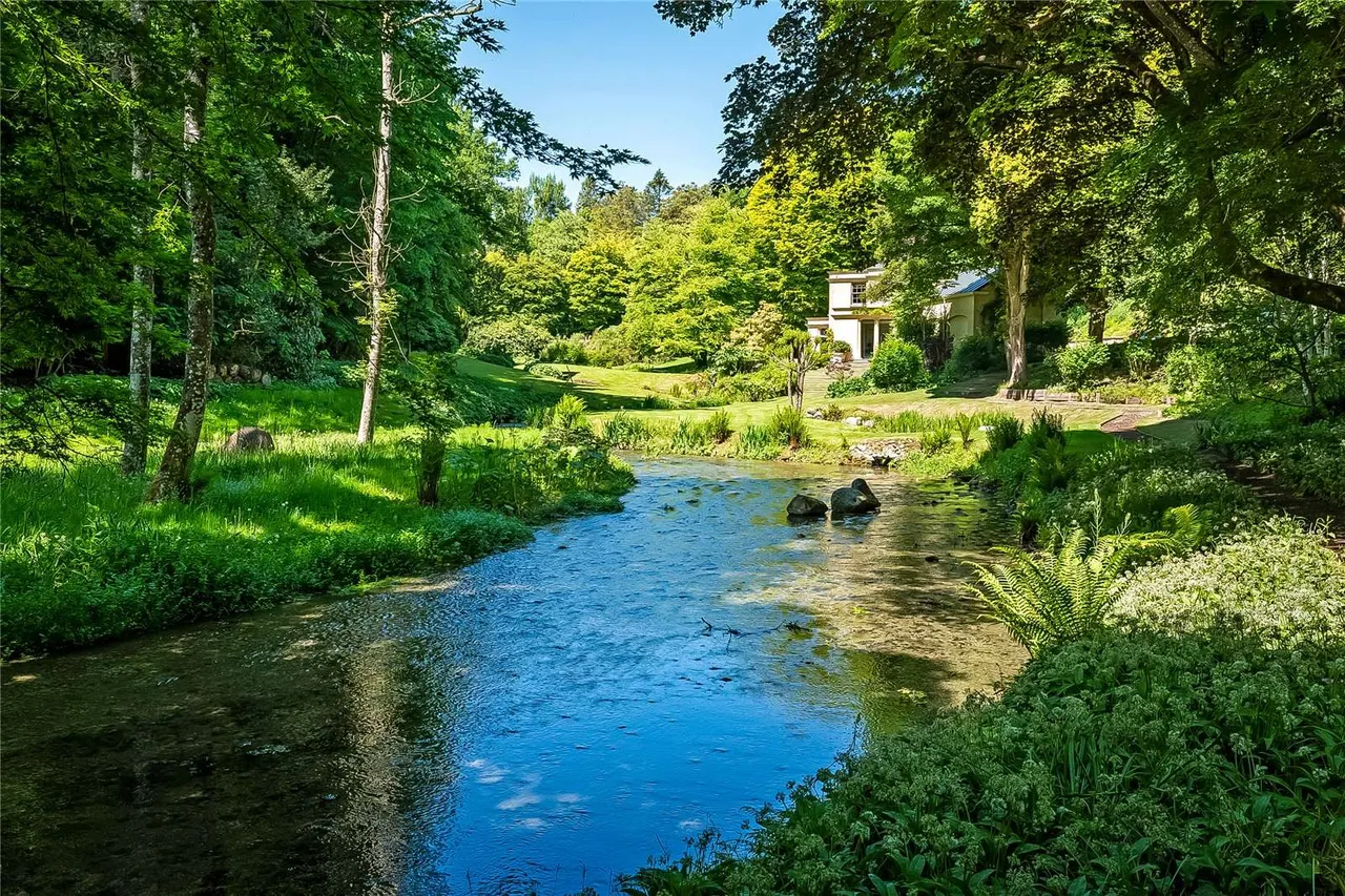Ashford Lane, Steep, Petersfield, Hampshire, GU32 1AB, photo 2