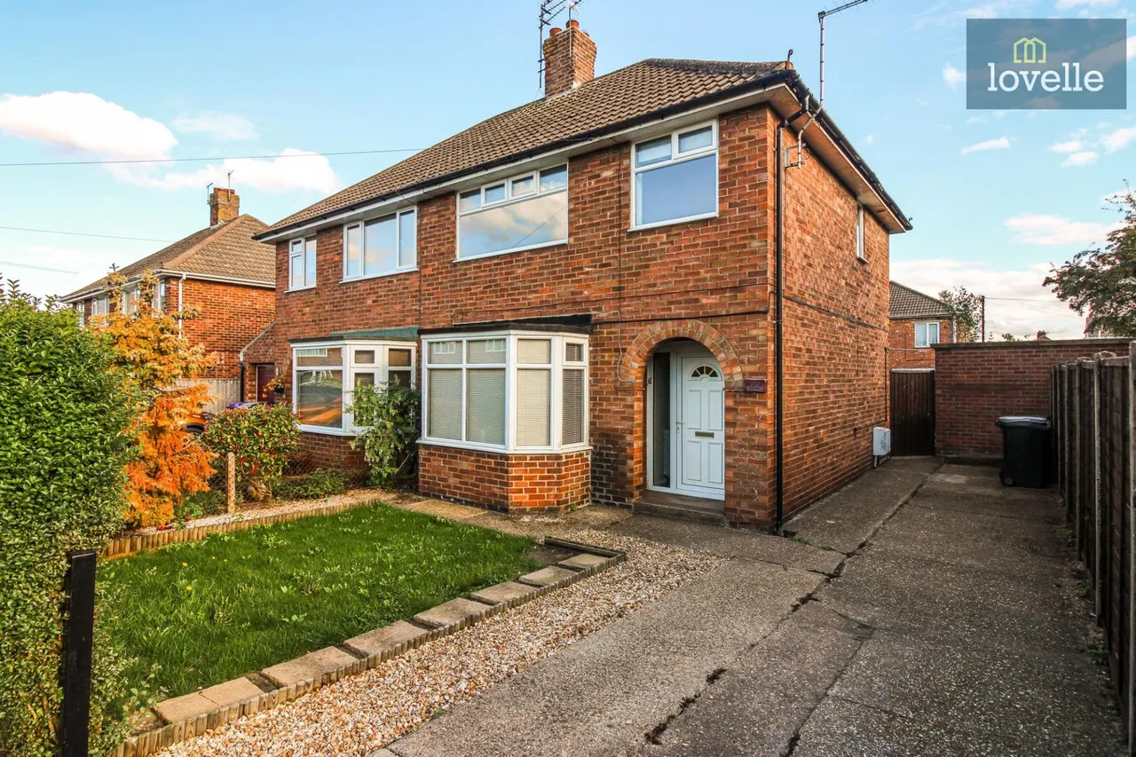 3 bed house for sale, Holmes Close, Louth, LN11