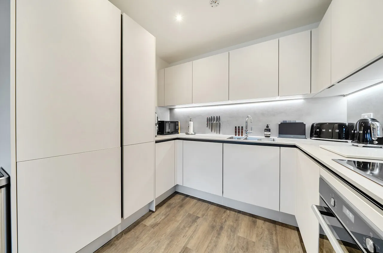Eastern Avenue, Western Cross, DA10, photo 2