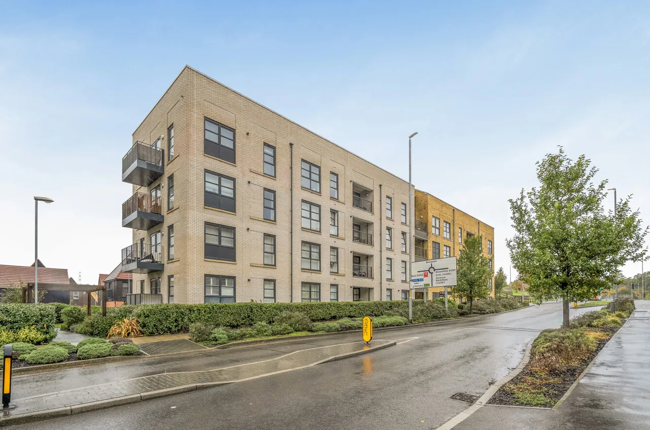Eastern Avenue, Western Cross, DA10, photo 9
