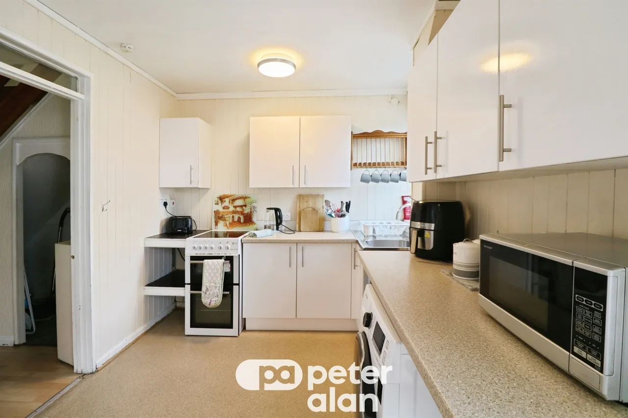 Gabalfa Avenue, Cardiff, CF14, photo 4