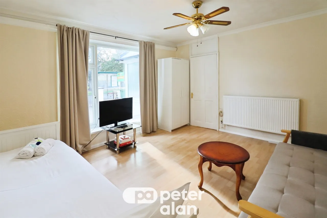 Gabalfa Avenue, Cardiff, CF14, photo 13