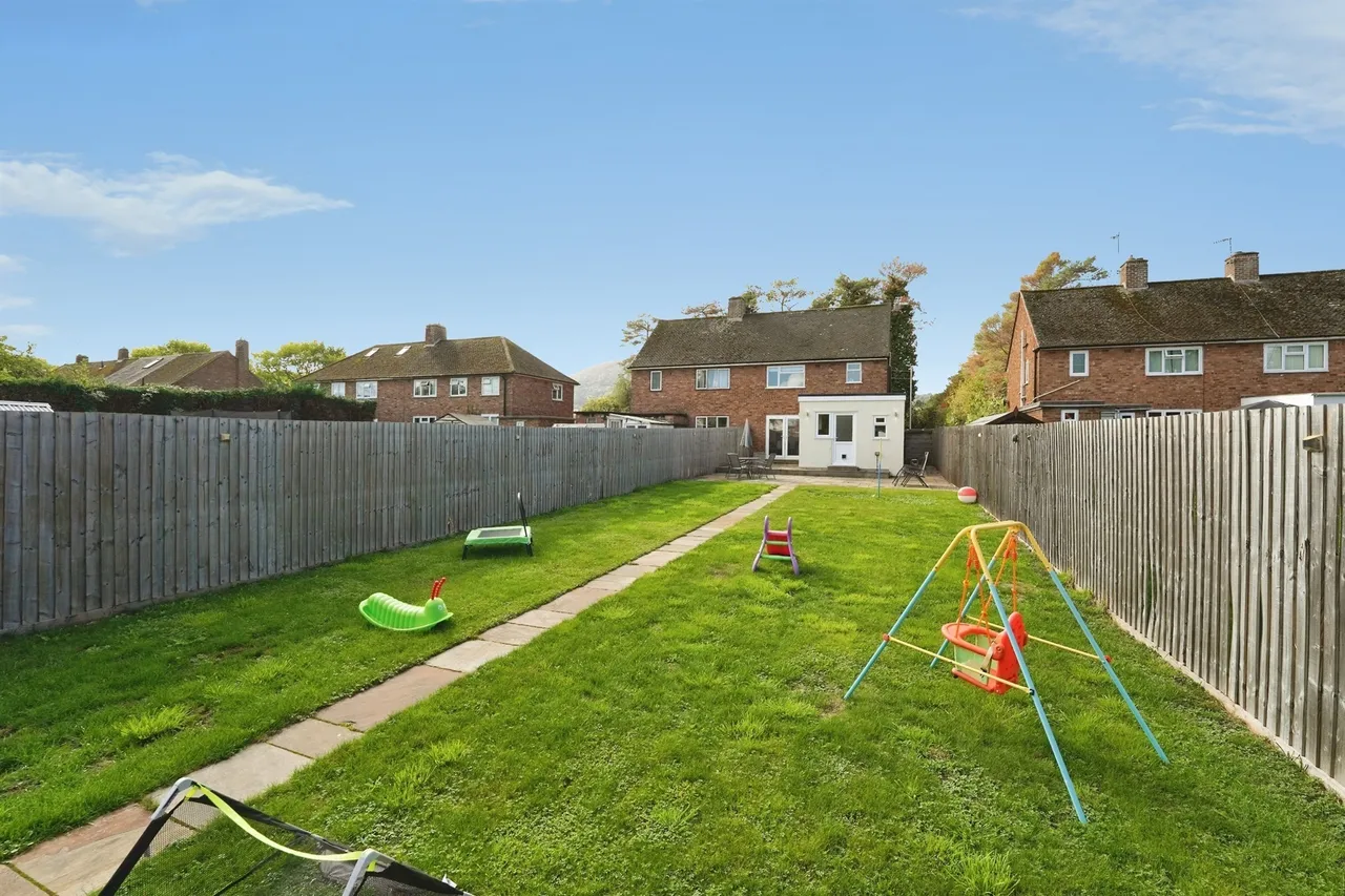 Michael Crescent, Malvern, WR14, photo 16