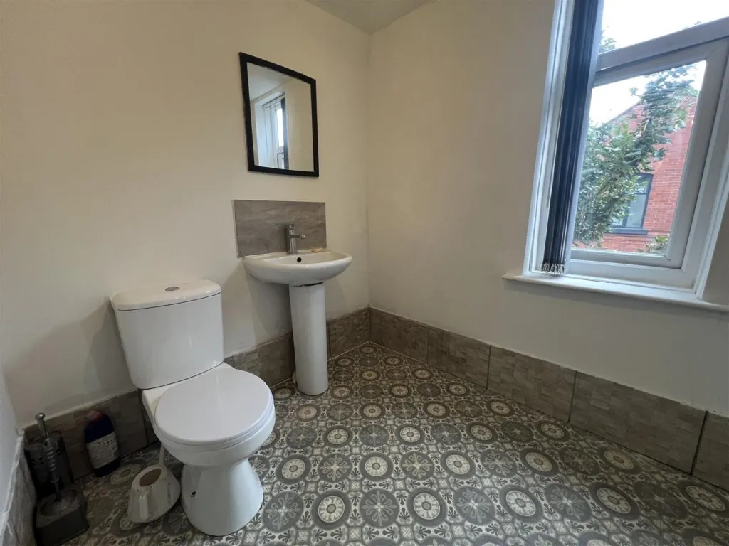Stockport Road, Manchester, M19, photo 8