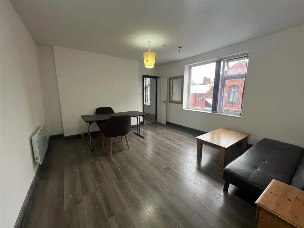 Stockport Road, Manchester, M19, photo 4
