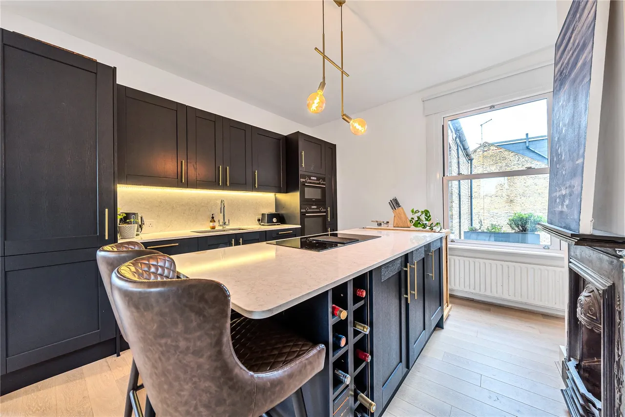 Percy Road, Hampton, TW12 2LD, photo 3