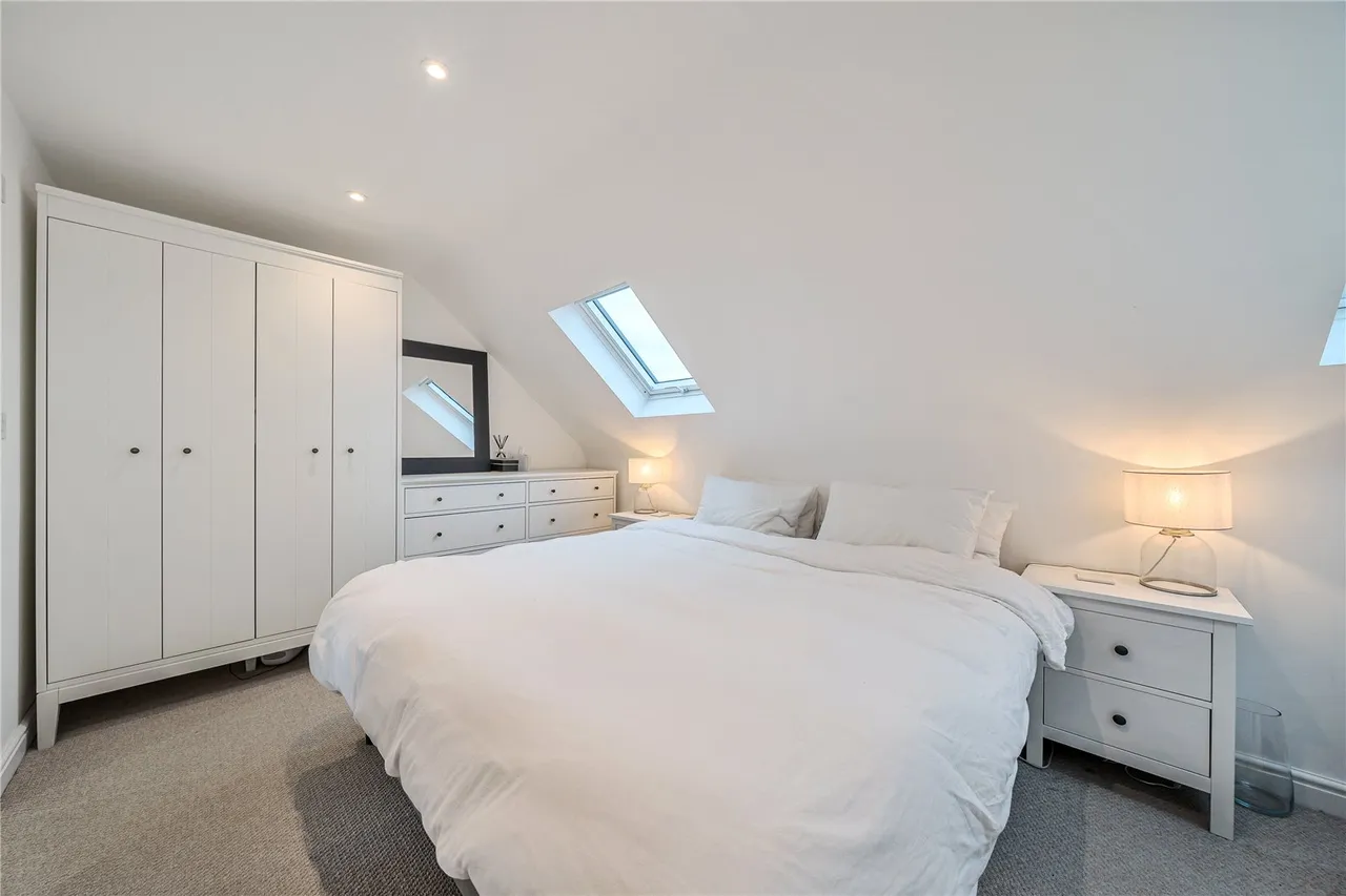 Percy Road, Hampton, TW12 2LD, photo 4