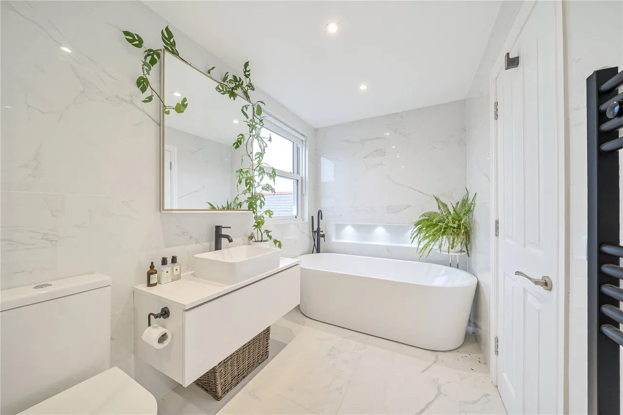 Percy Road, Hampton, TW12 2LD, photo 7