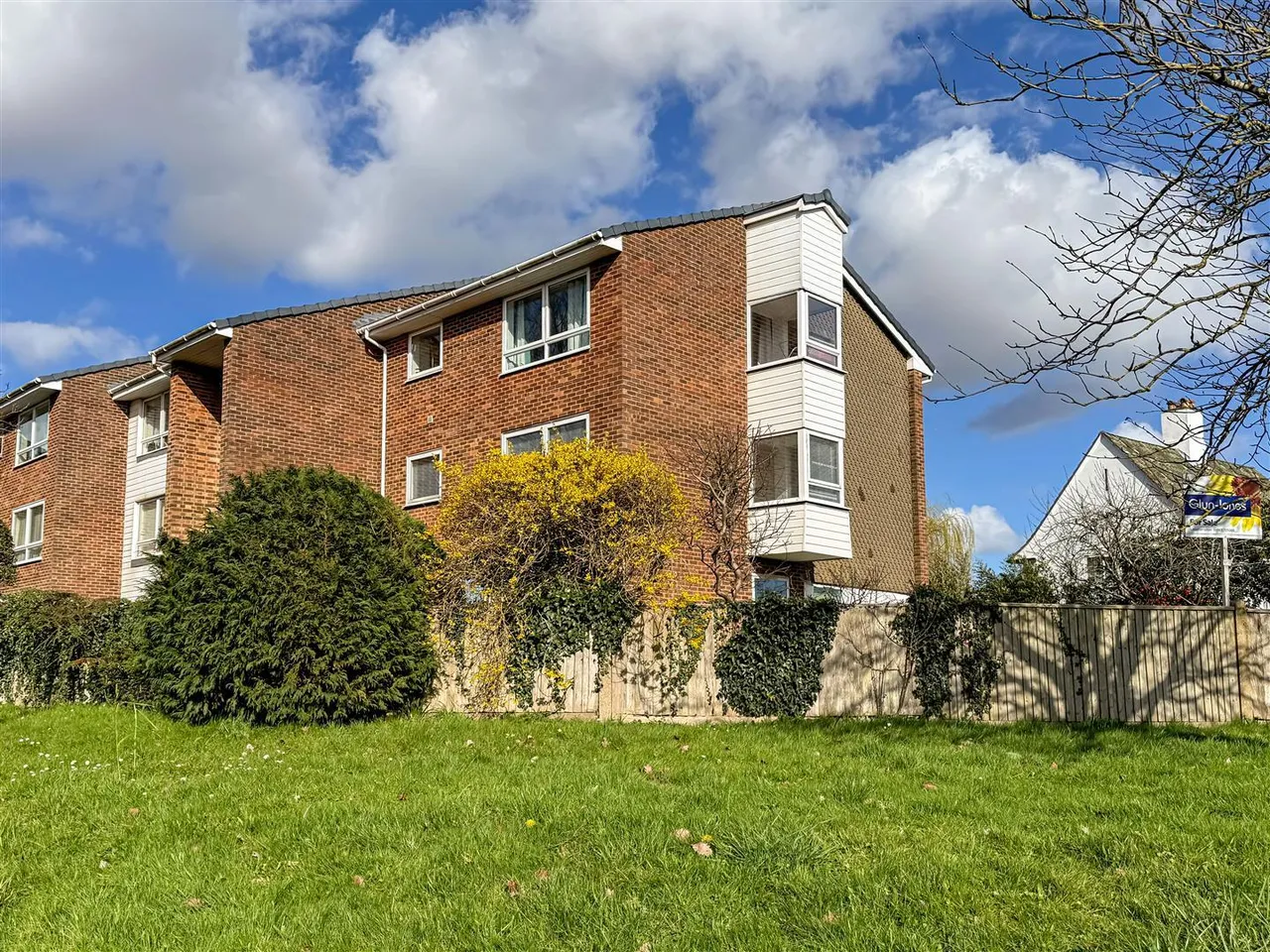 2 bed flat to rent, Summerlea Gardens, Littlehampton