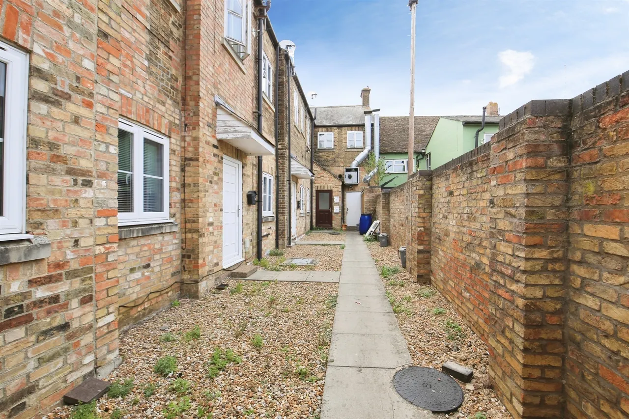 Little Whyte, Ramsey, PE26, photo 12
