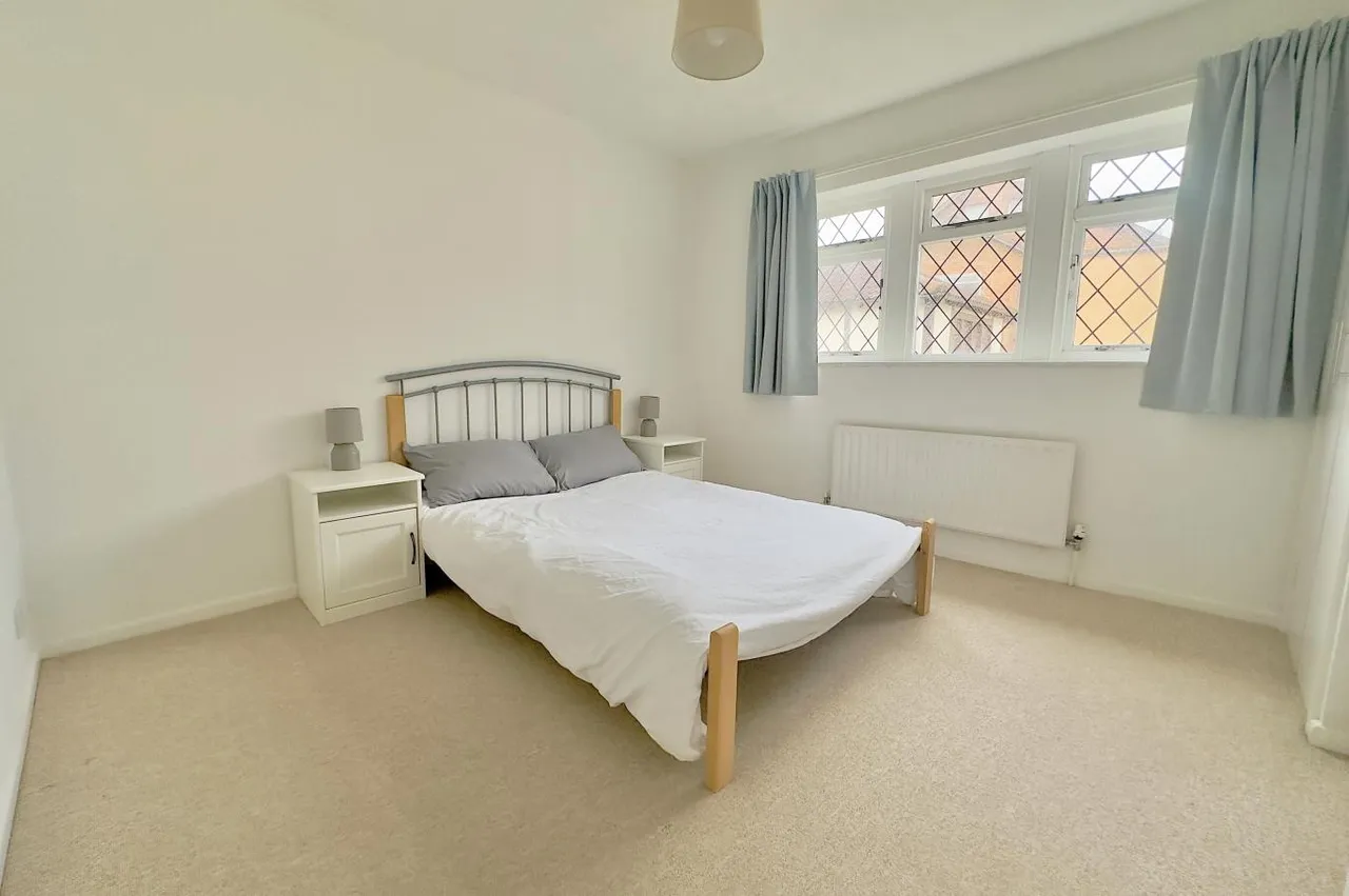 West Cliff Mews, BH2, photo 7