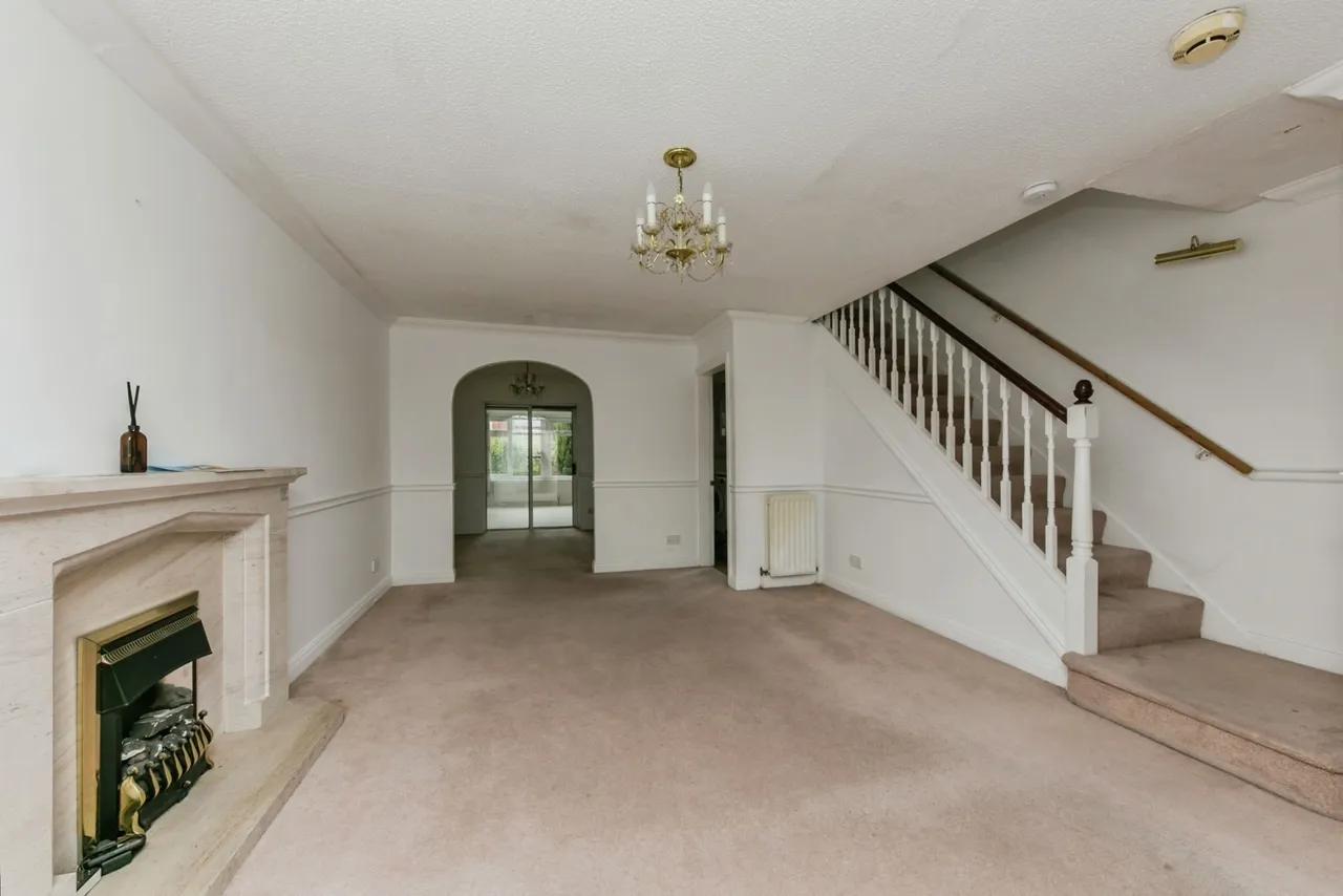 Bishopton Drive, MACCLESFIELD, Cheshire, SK11, photo 14