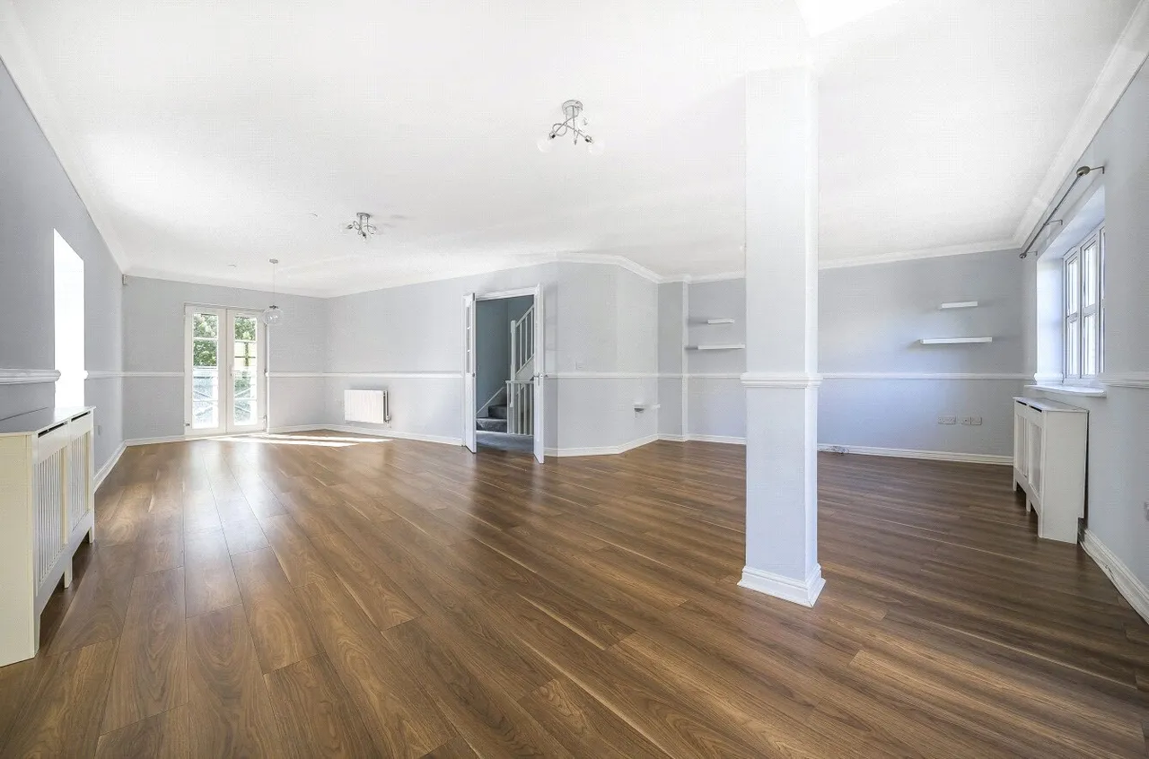 Kingfisher Drive, Waterstone Park, DA9, photo 5