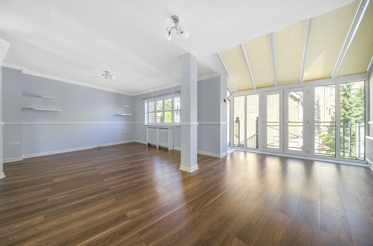 Kingfisher Drive, Waterstone Park, DA9, photo 18