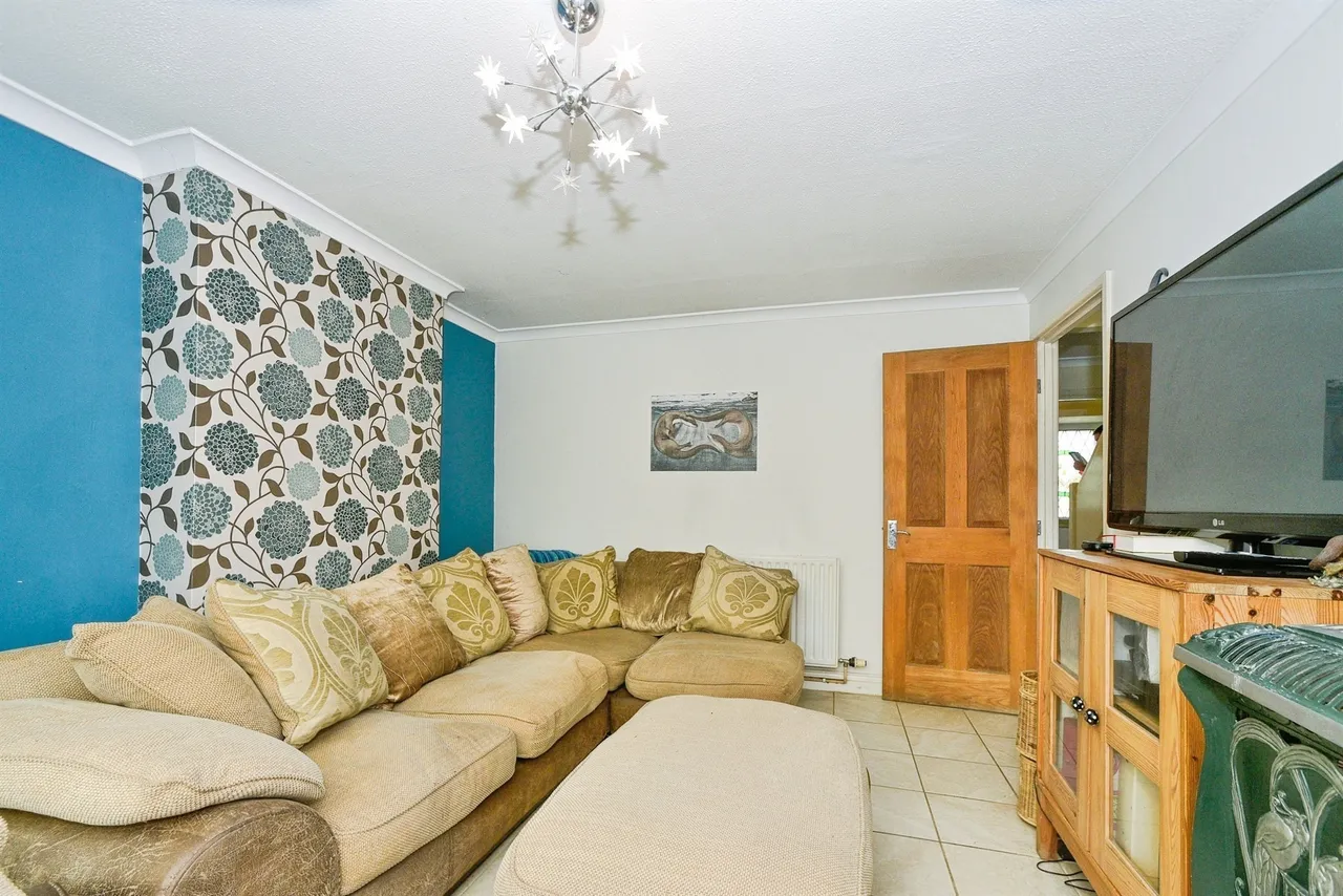 Fiddington Clays, Market Lavington, SN10, photo 5