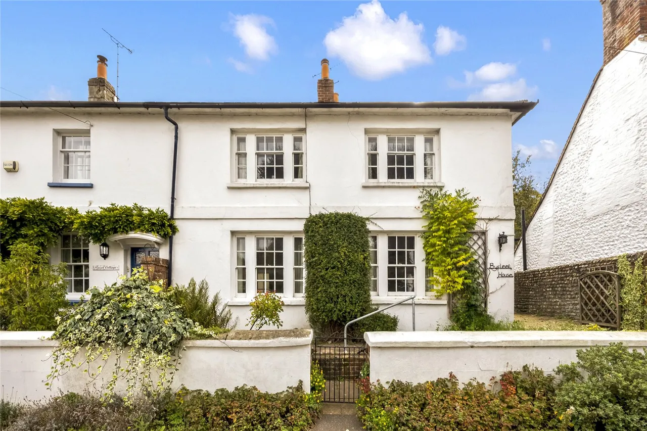 3 bed house for sale, The Square, Angmering, BN16