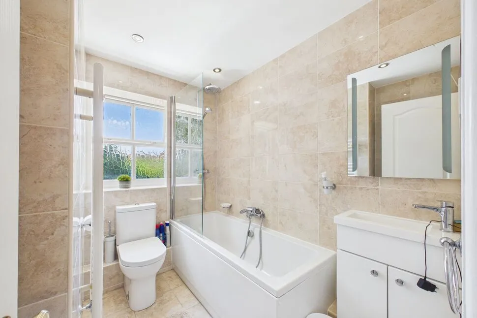 Temple Row Close, Leeds, West Yorkshire, LS15, photo 5