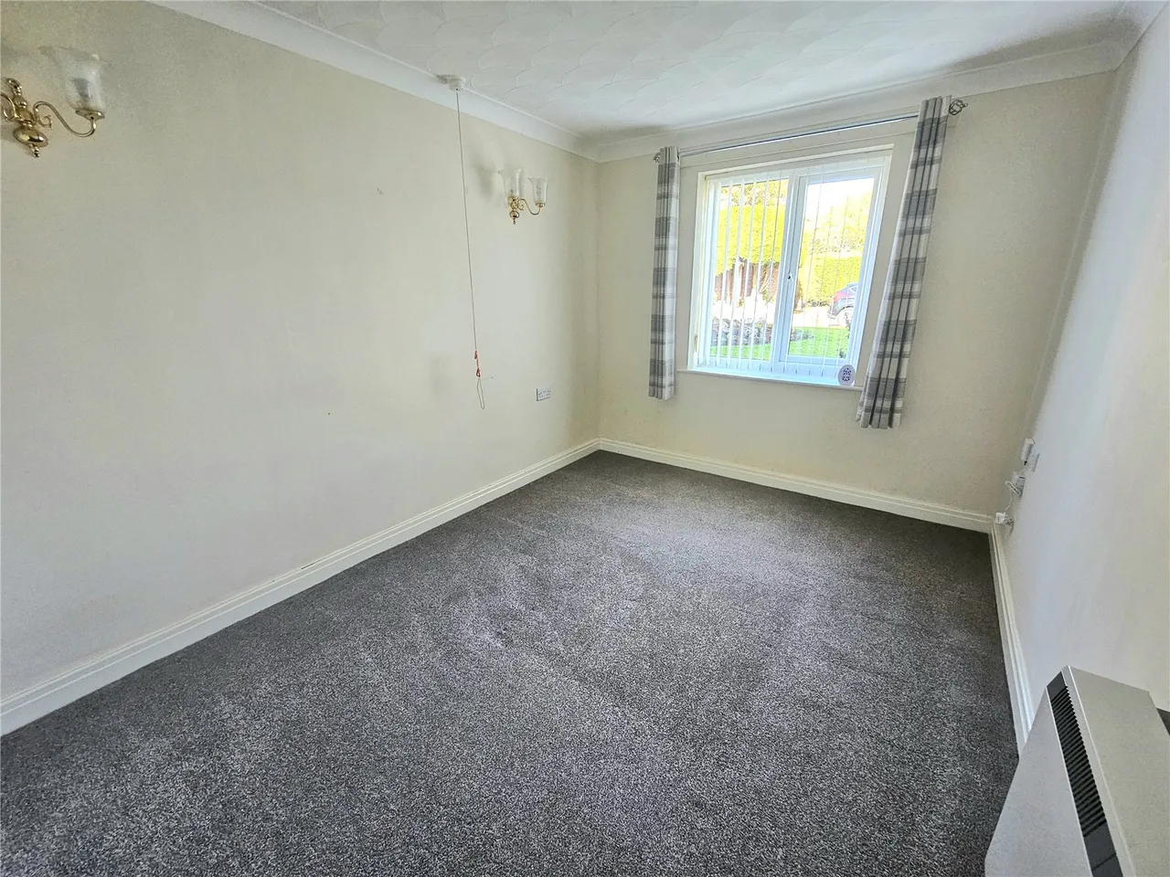 Hesslewell Court, Heswall, CH60, photo 5