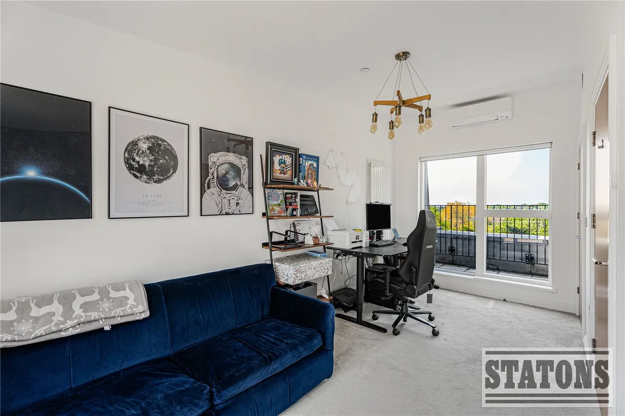 Quayle Crescent, Whetstone, London, N20 0BH, photo 19