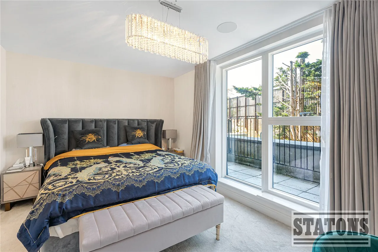 Quayle Crescent, Whetstone, London, N20 0BH, photo 7