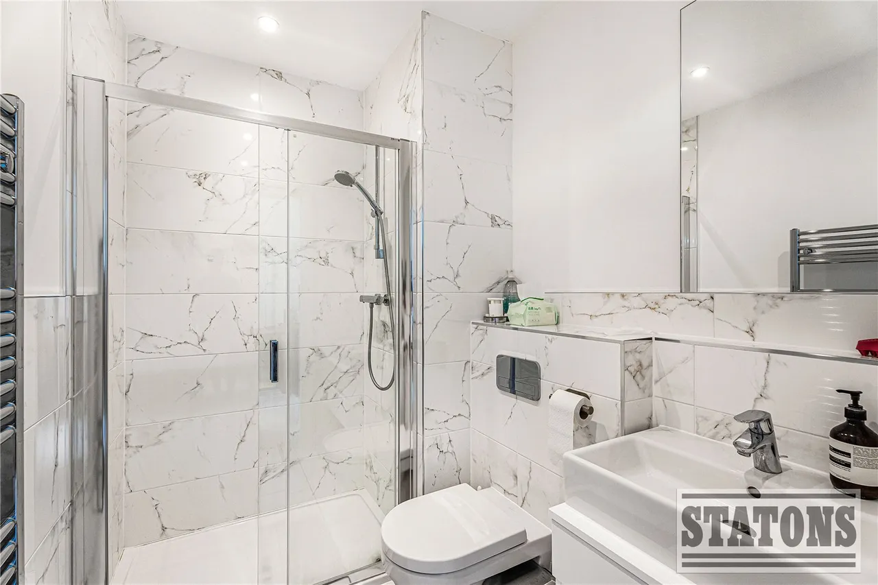 Quayle Crescent, Whetstone, London, N20 0BH, photo 14