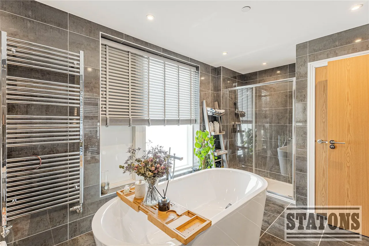 Quayle Crescent, Whetstone, London, N20 0BH, photo 11