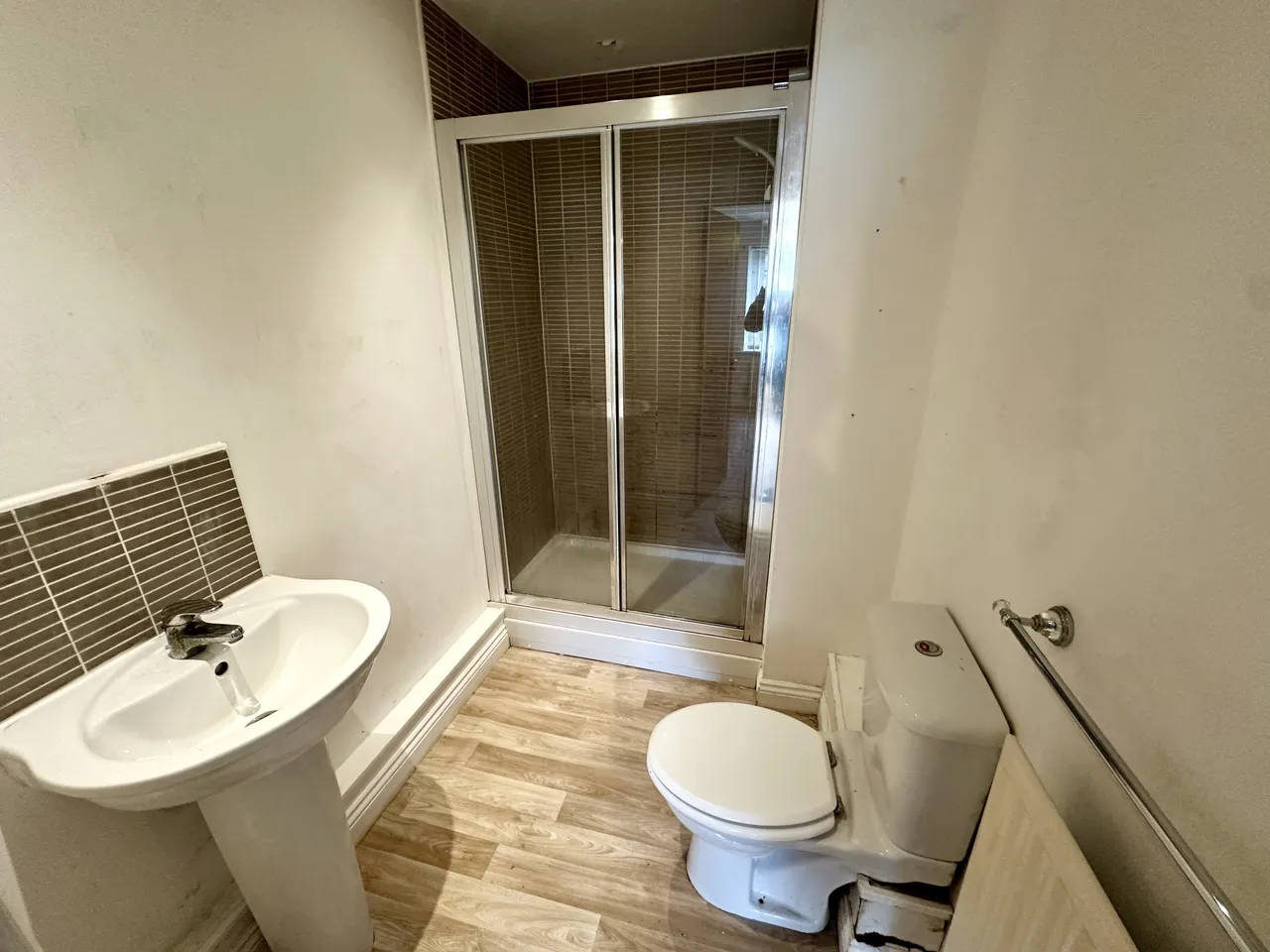 Ash Court, LEEDS, photo 9