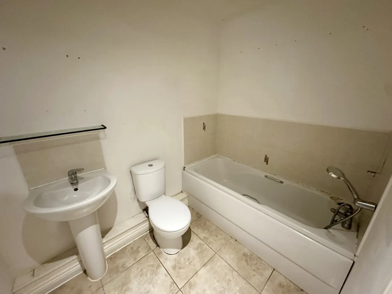 Ash Court, LEEDS, photo 8