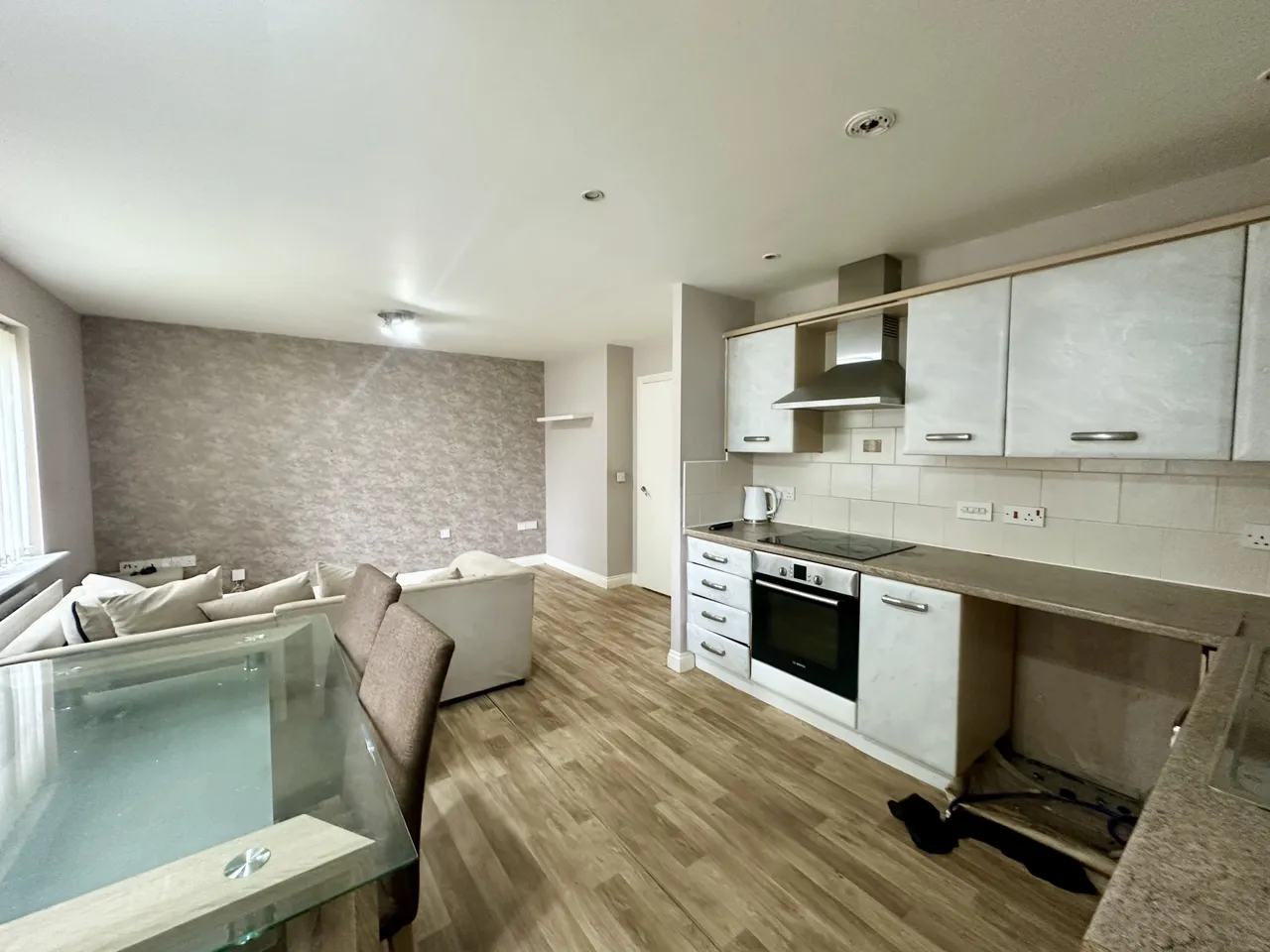 Ash Court, LEEDS, photo 4