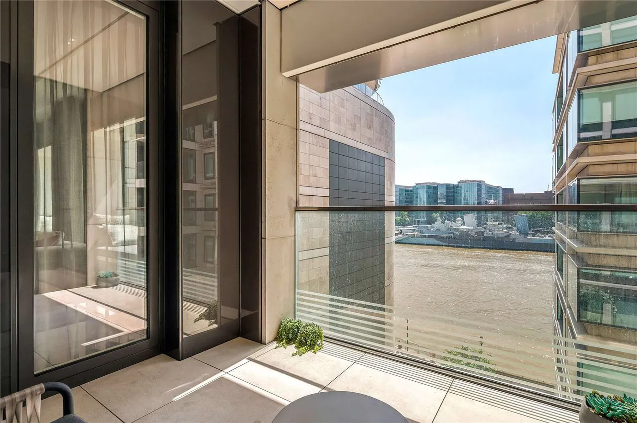 Water Lane, London, EC3R, photo 6