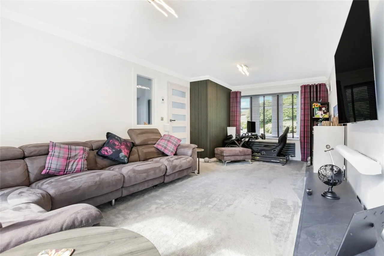 Fairlie, Stewartfield, East Kilbride, South Lanarkshire, G74, photo 5