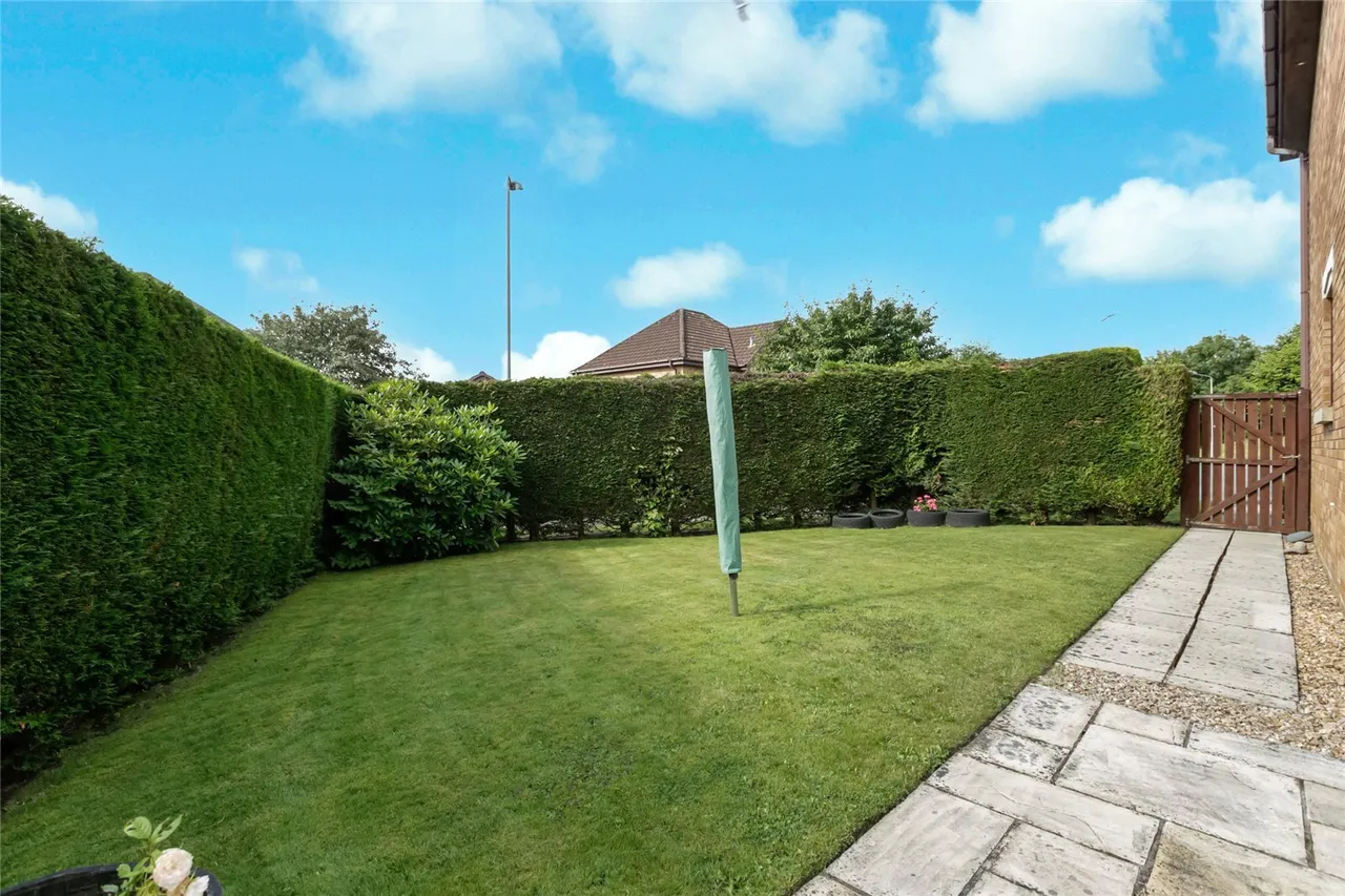 Fairlie, Stewartfield, East Kilbride, South Lanarkshire, G74, photo 19