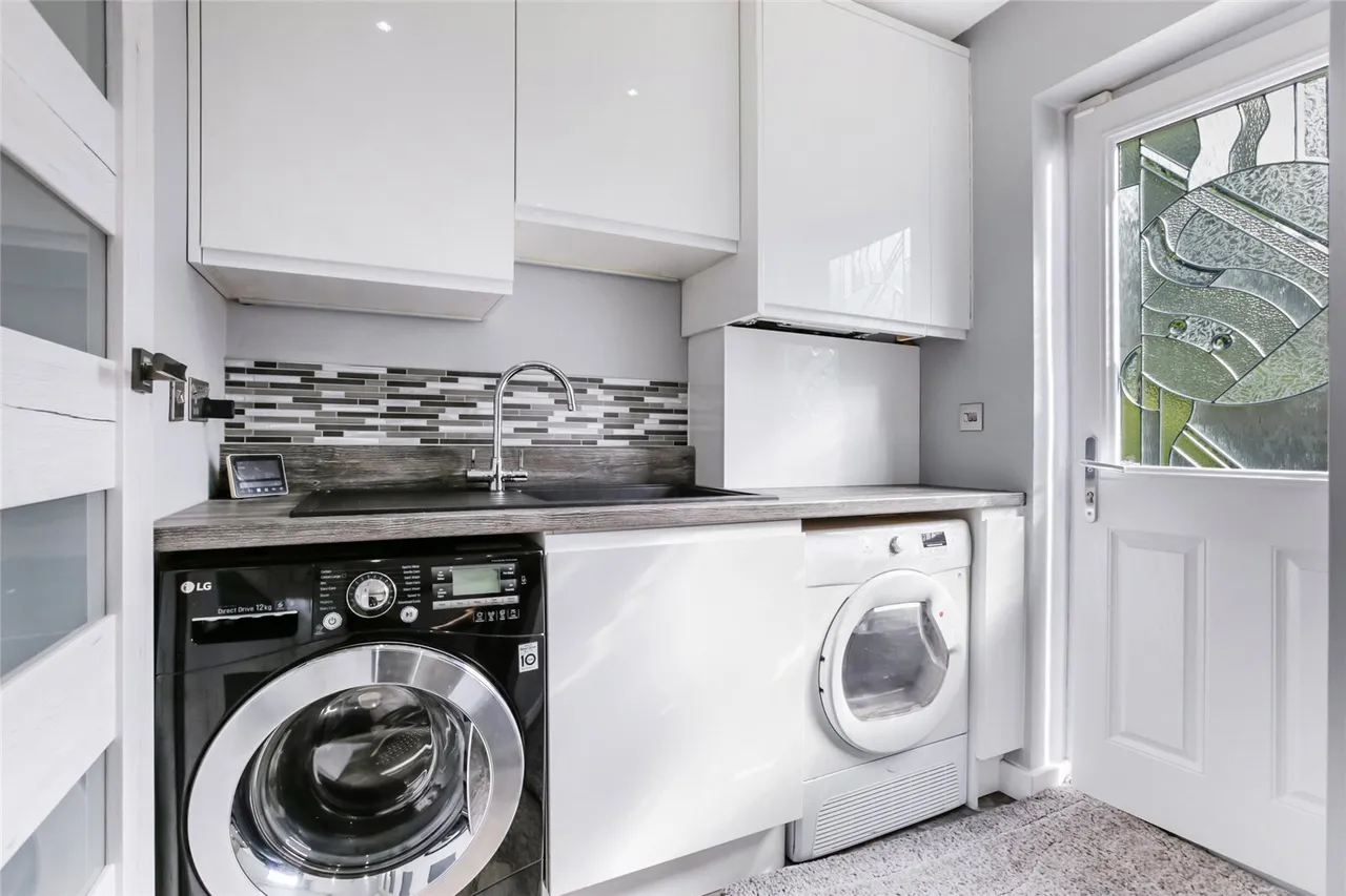 Fairlie, Stewartfield, East Kilbride, South Lanarkshire, G74, photo 9